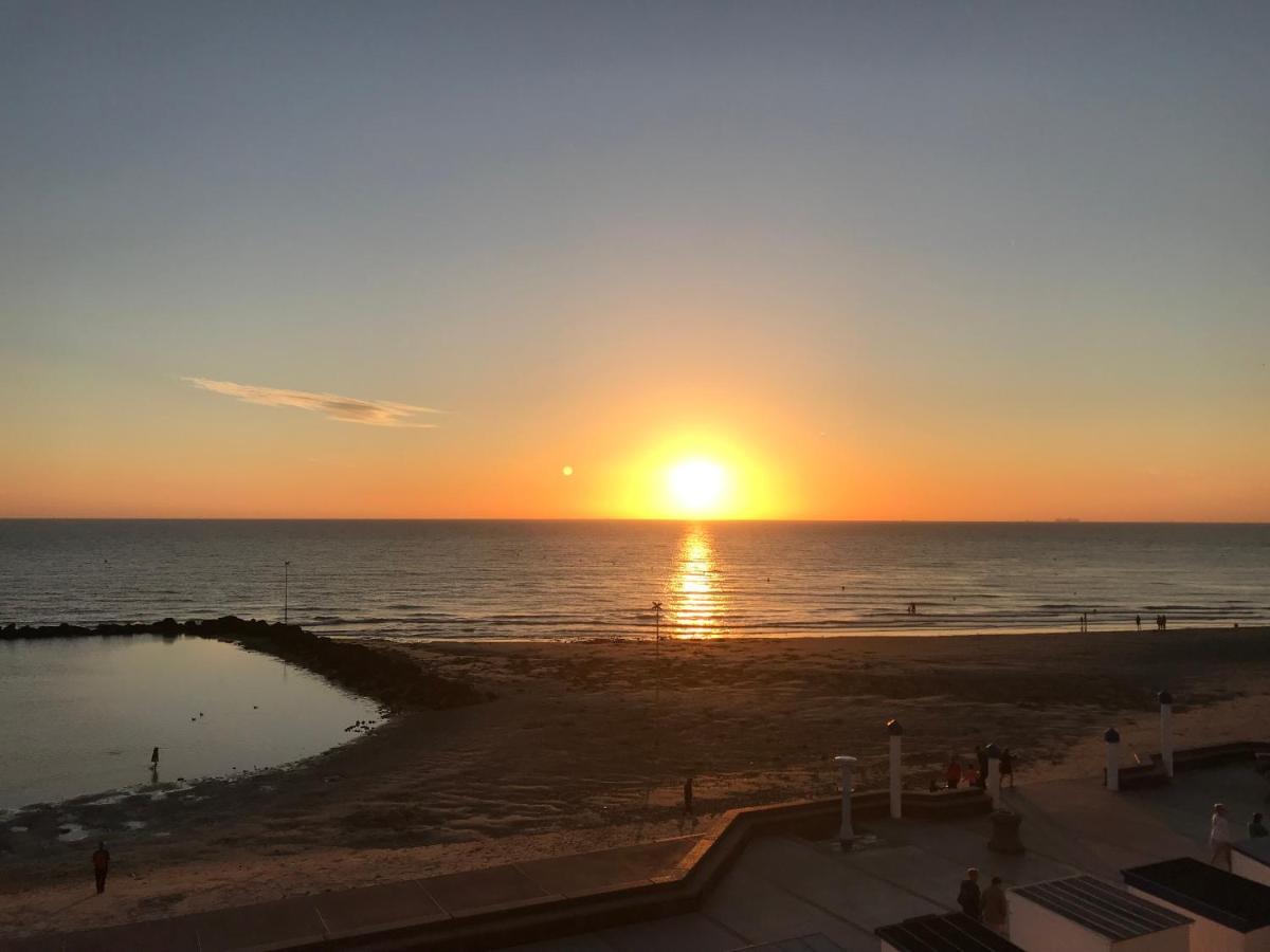 Le Coucher De Soleil - Face Mer Avec Terrasse Wimereux Ngoại thất bức ảnh